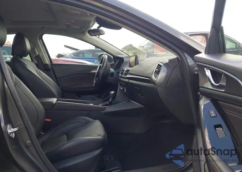 2018 Mazda Mazda3 Grand Touring z USA, uszkodzony, nr VIN 3MZBN1M35JM231427